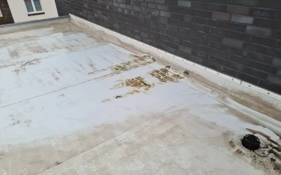 Signs that It’s Time for a Flat Roof Replacement