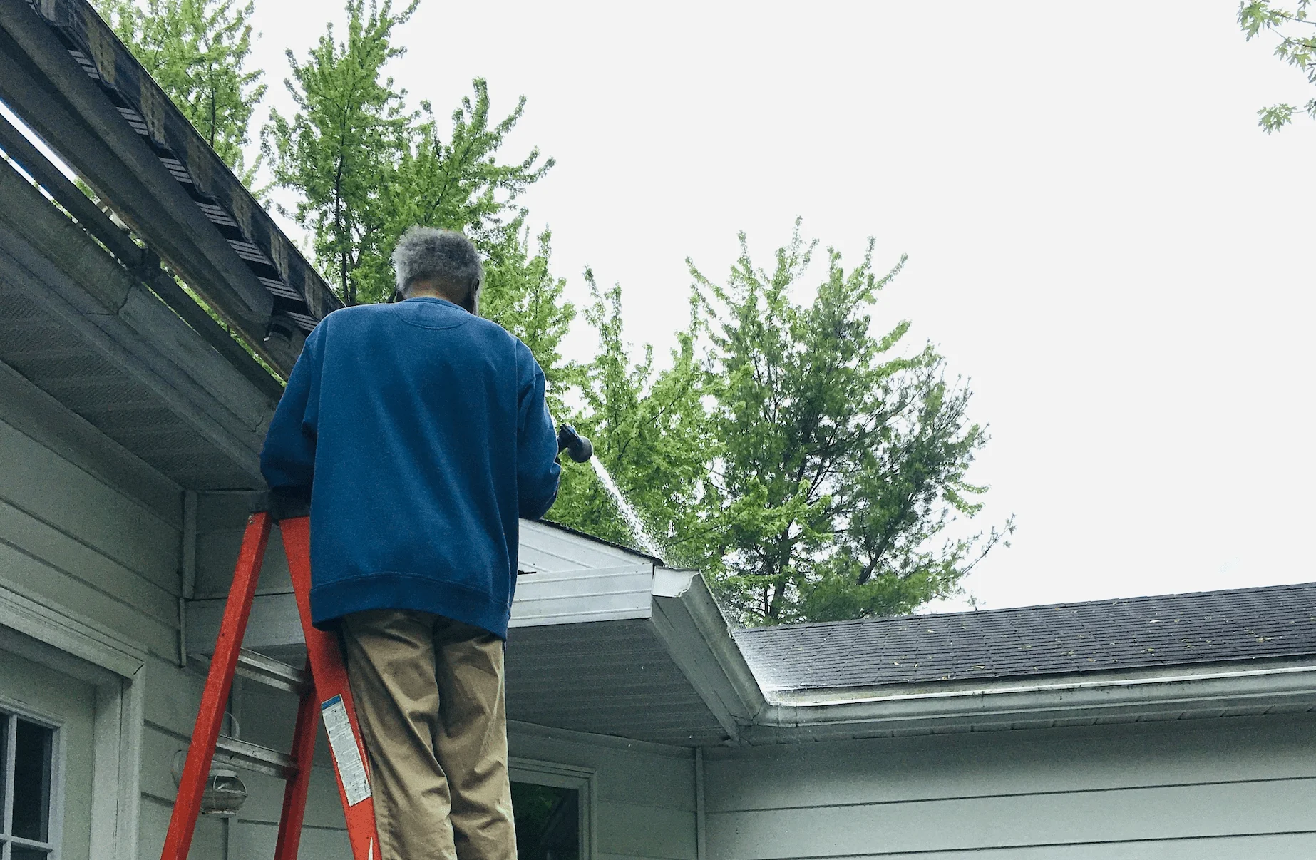 A Complete Guide To Eavestrough Cleaning