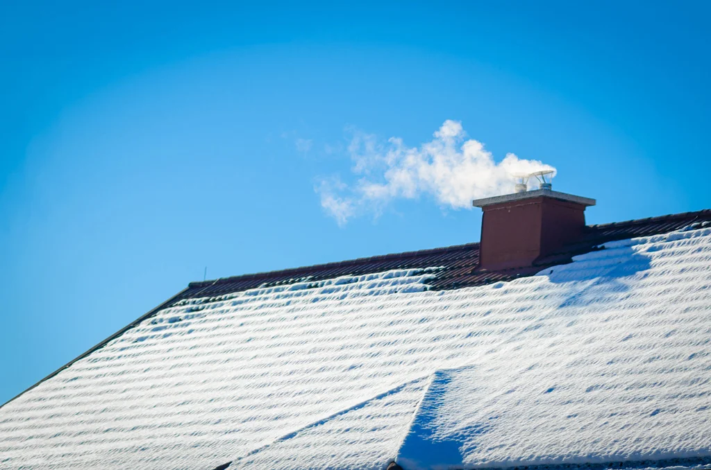 Should You Consider Roof Repairs In The Winter?