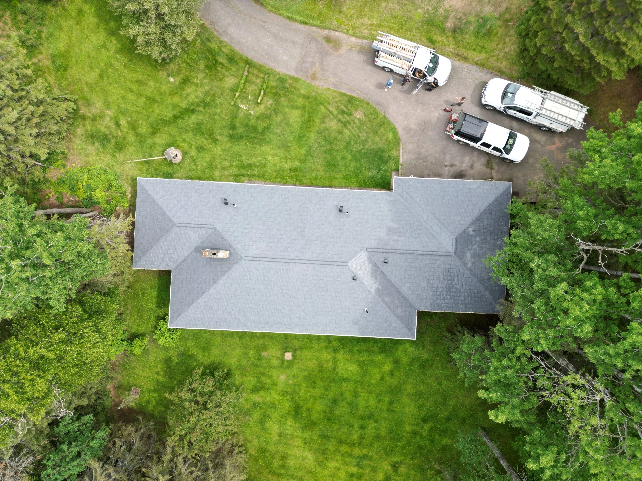 THE HIDDEN RISKS OF NEGLECTING YOUR ROOF REPLACEMENT