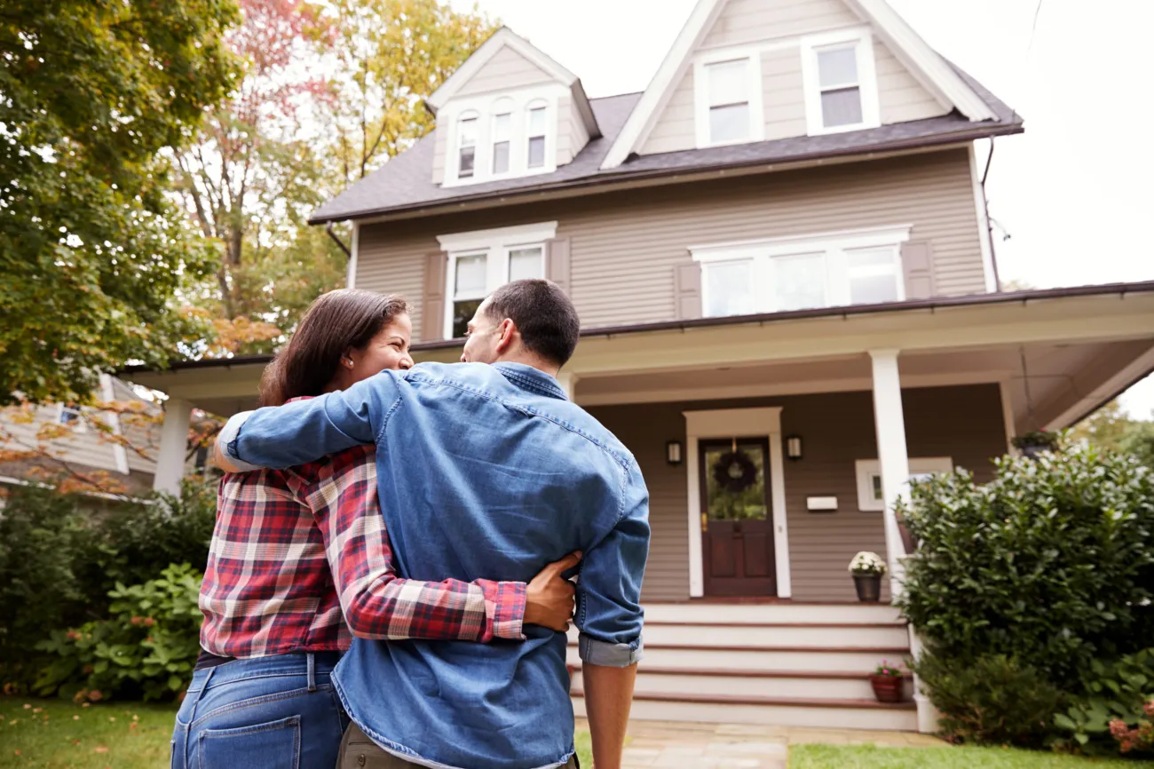 Buying a House? Don’t Forget to Consider the Roof!